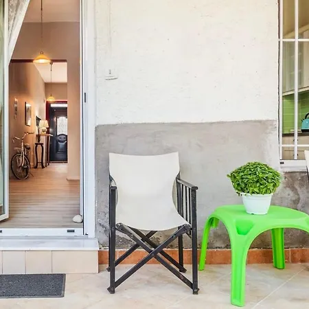 Rose Nest - Urban Comfy Escape * Kalamata