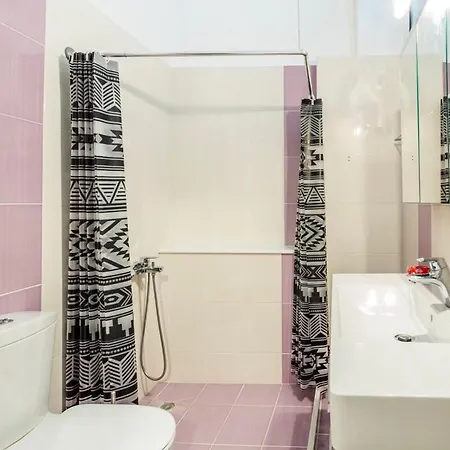 Rose Nest - Urban Comfy Escape * Kalamata