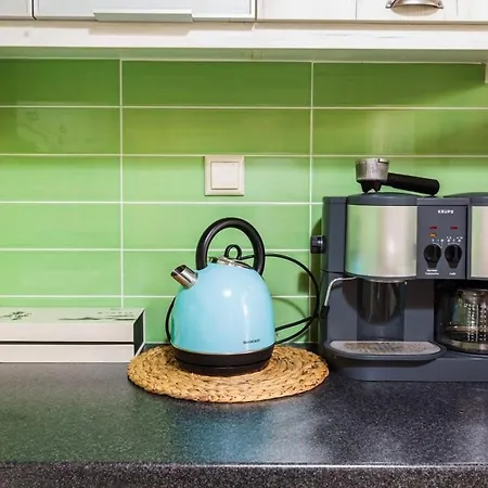 Rose Nest - Urban Comfy Escape Lägenhet Kalamata