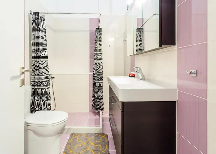 Rose Nest - Urban Comfy Escape Apartmán