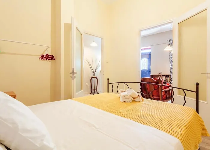 Rose Nest - Urban Comfy Escape *