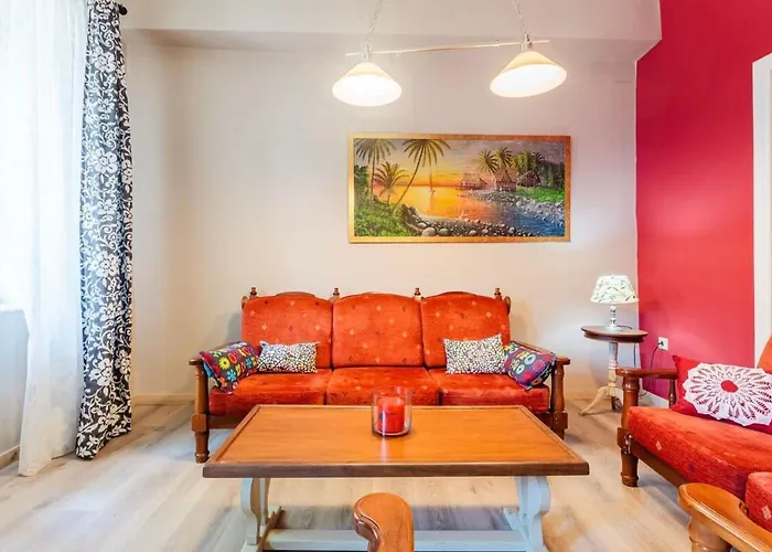 Rose Nest - Urban Comfy Escape Apartmán Kalamata